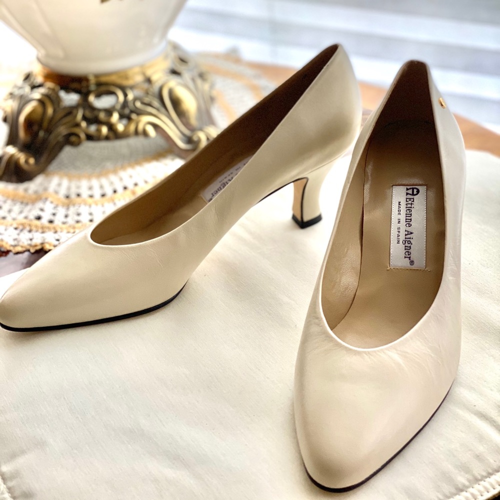 Etienne Aigner Leather Pumps - Made in Spain